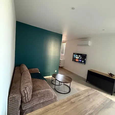 2 Pieces Neuf Proche Gare Апартаменты Туль