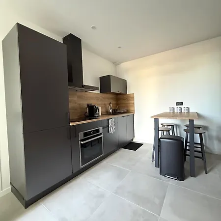 2 Pieces Neuf Proche Gare 公寓